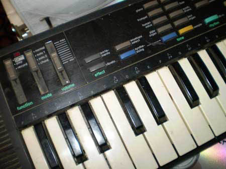 Classic digital sampling keyboard, Casio SK-1